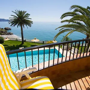acapulco-playa-34-menyber.hotelsinnerja.org/